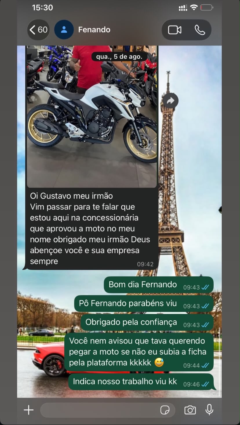 Conversa de cliente sobre aprovação de moto
